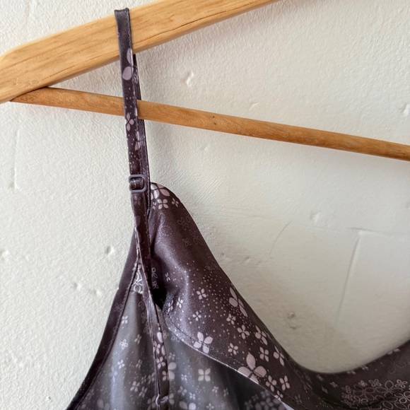 La Vie en Rose Satin Slip Dress - Picture 6 of 8